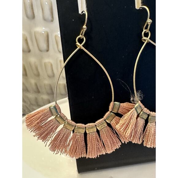 Boho Tassel Earrings Trendy Pink Fringe Statement Earrings for Women Girls - Picture 2 of 4